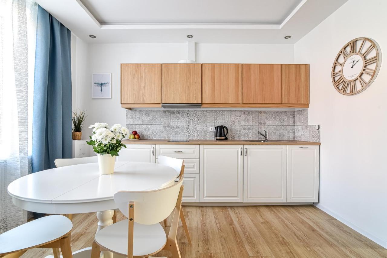 Old Town Ltc - Apartments Starowka Szeroka グダニスク エクステリア 写真